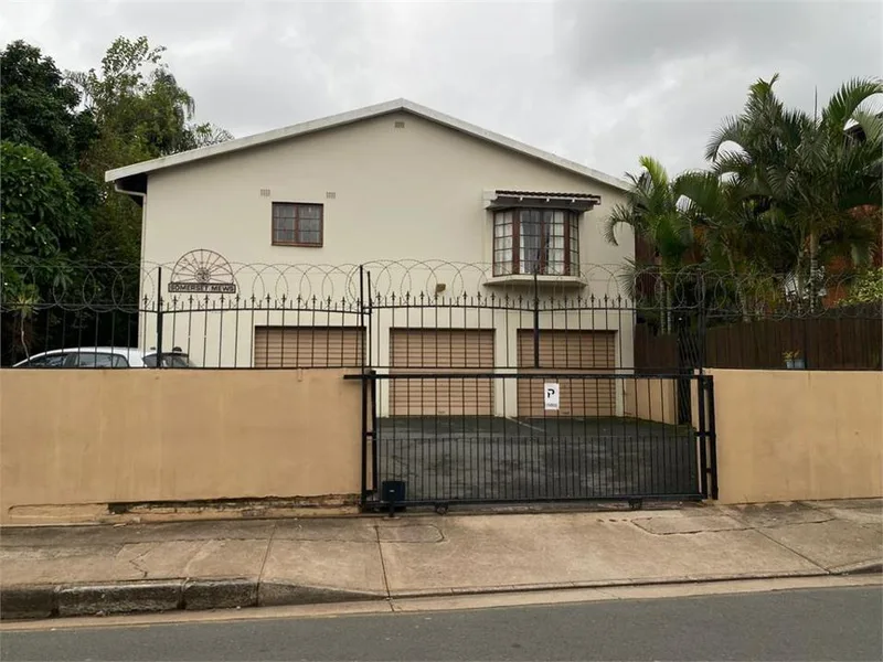 2 Bedroom Apartment / flat for sale in Glenwood