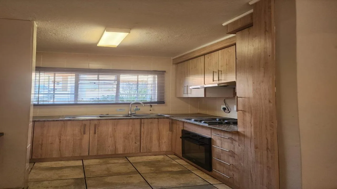 2 Bedroom Apartment / flat to rent in Valencia Park