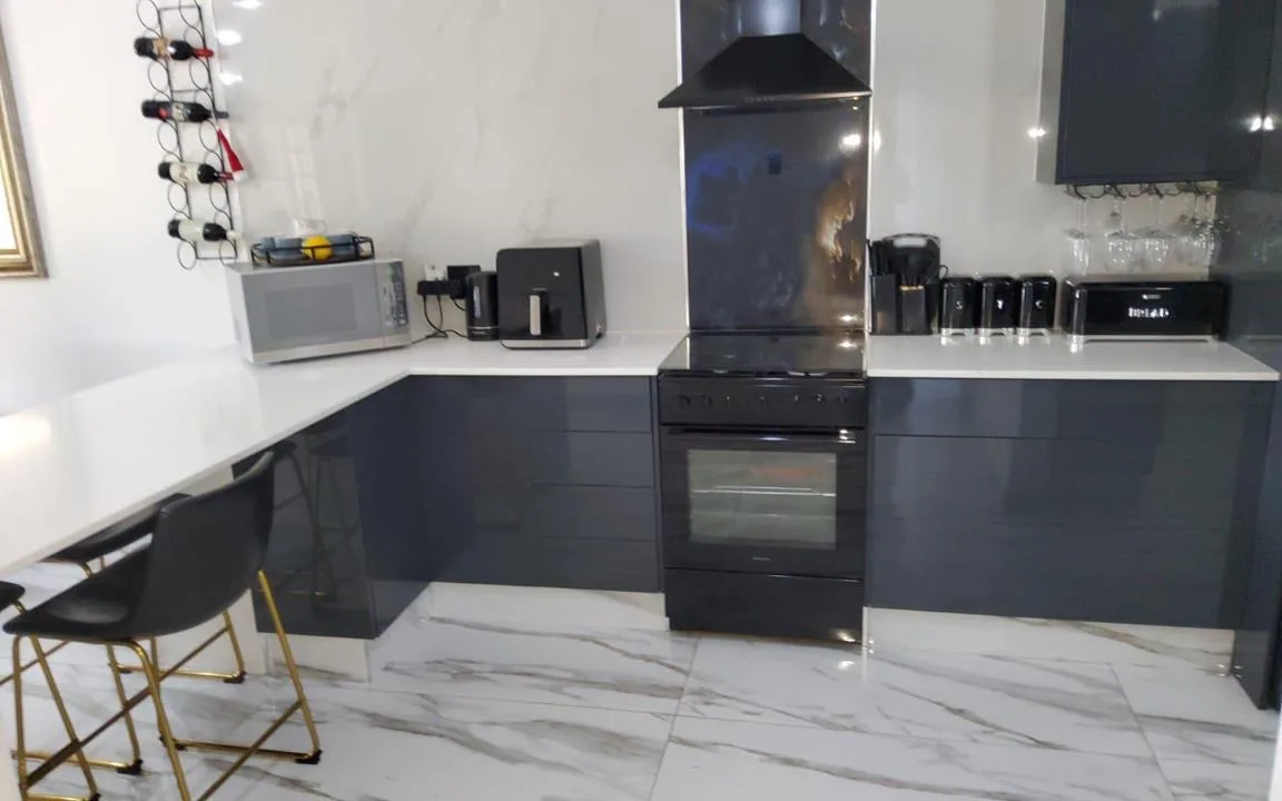 3 Bedroom Townhouse for sale in Beacon Bay