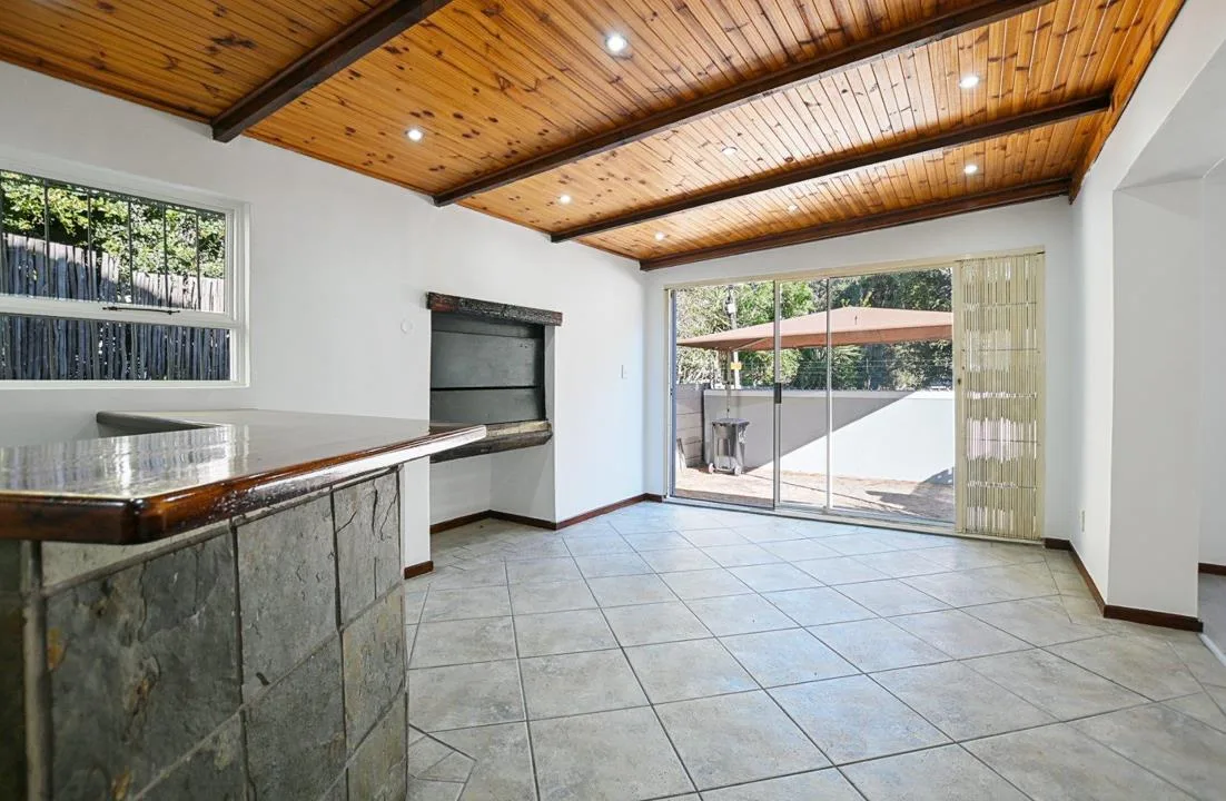 3 Bedroom House for sale in Table View