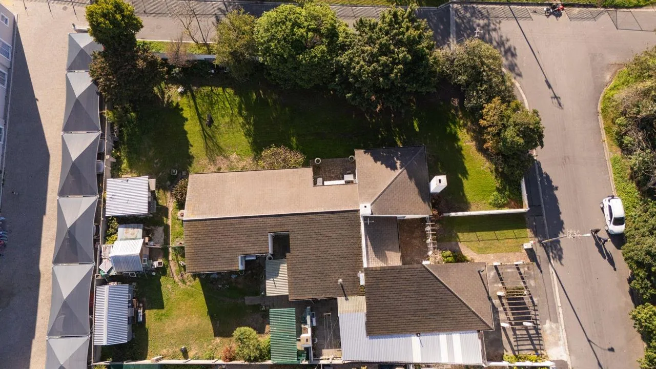 3 Bedroom House for sale in Bosonia