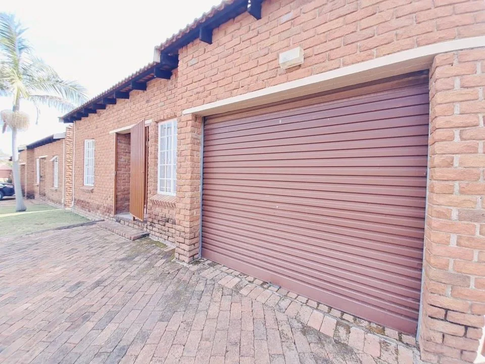 3 Bedroom Townhouse to rent in Bendor