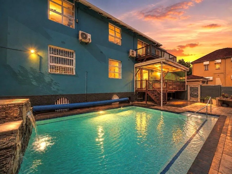 6 Bedroom House for sale in Musgrave