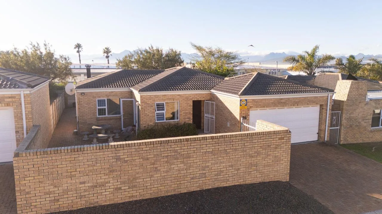 3 Bedroom House for sale in Cape Gate
