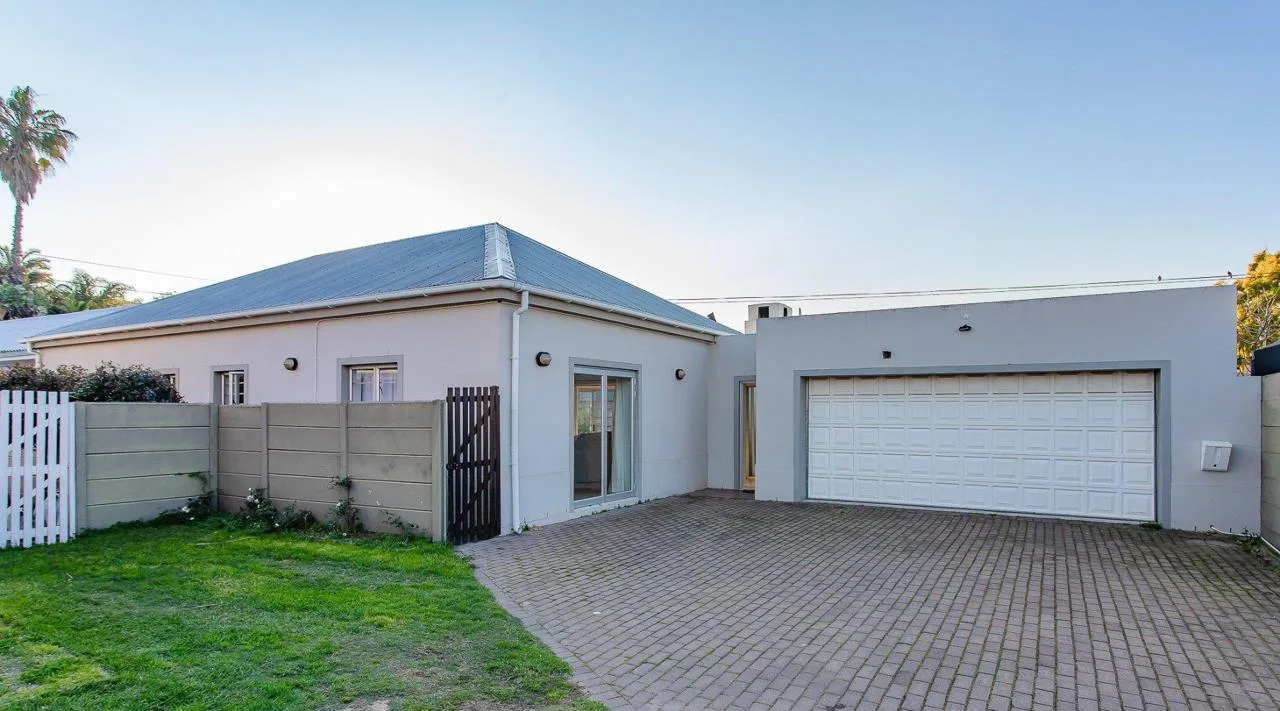 3 Bedroom House for sale in Paarl North