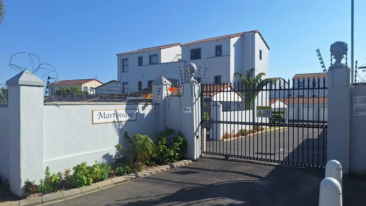 2 Bedroom Apartment / flat for sale in Parow North