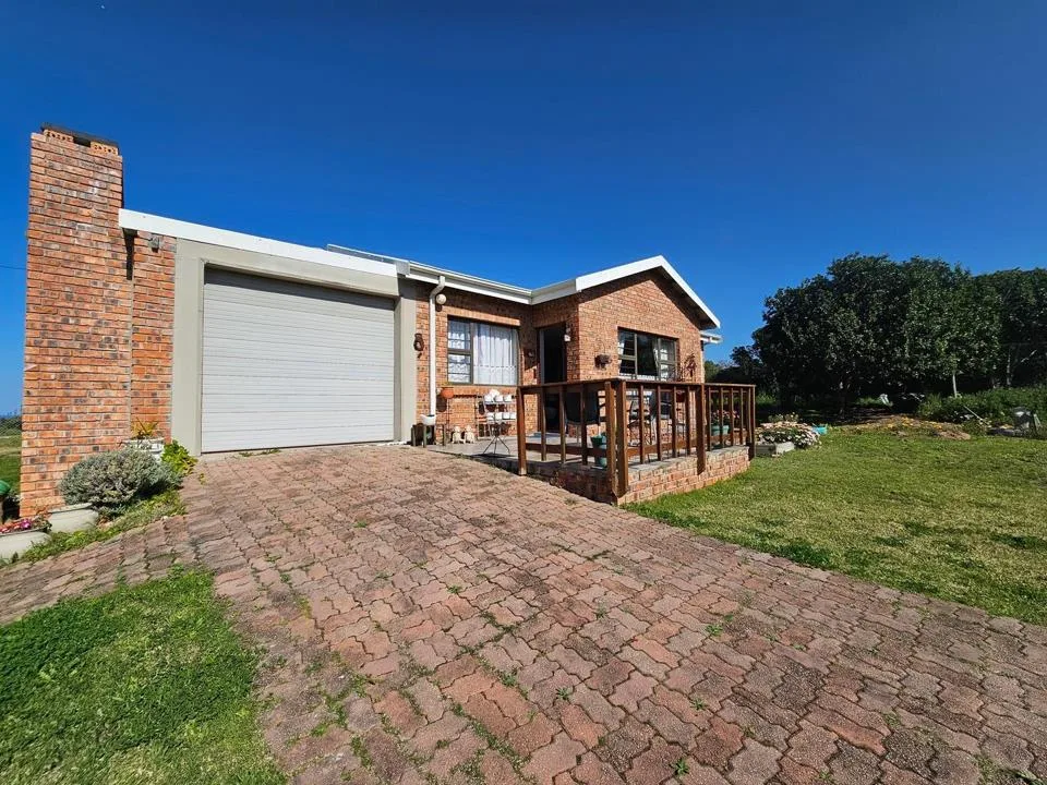 2 Bedroom House for sale in Tergniet