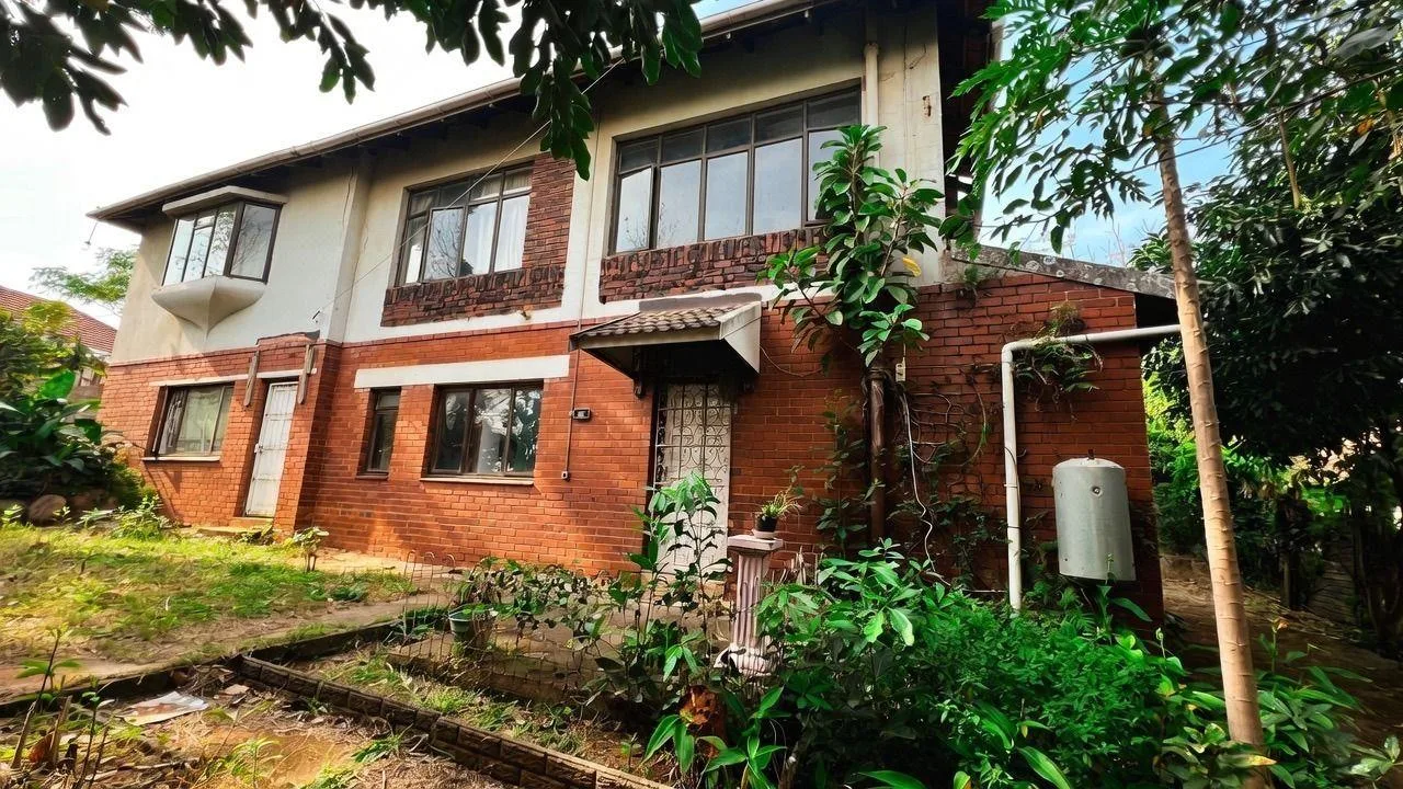 3 Bedroom House for sale in Grosvenor