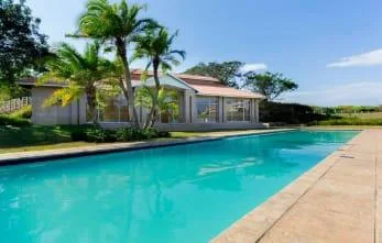 2 Bedroom Apartment / flat for sale in Sheffield Manor