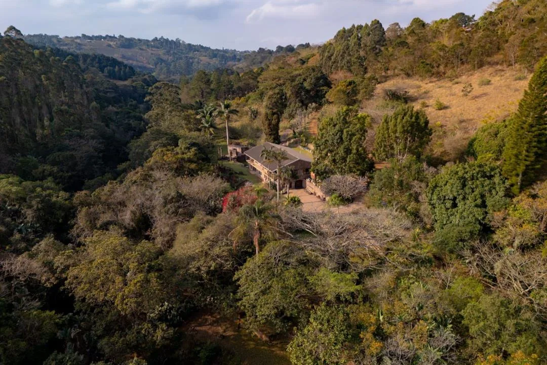 5 Bedroom House for sale in Waterfall