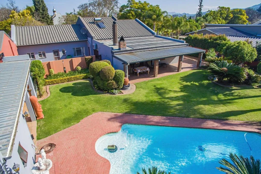 5 Bedroom House for sale in Robertson