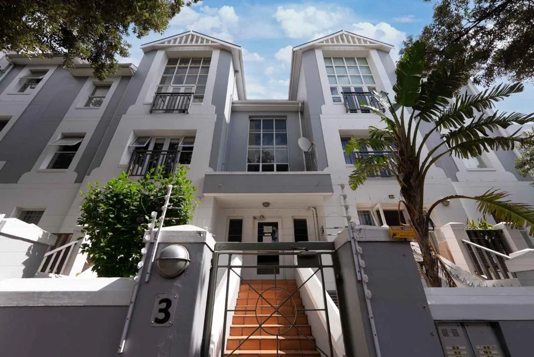 Apartment / flat for sale in Gardens