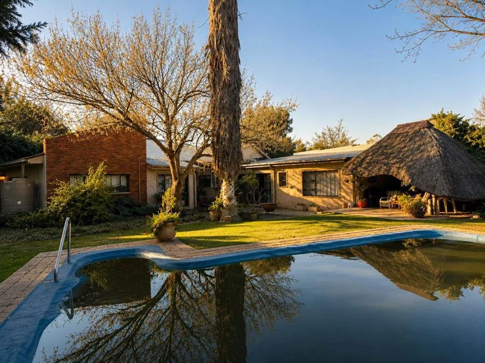 5 Bedroom House for sale in Dan Pienaar
