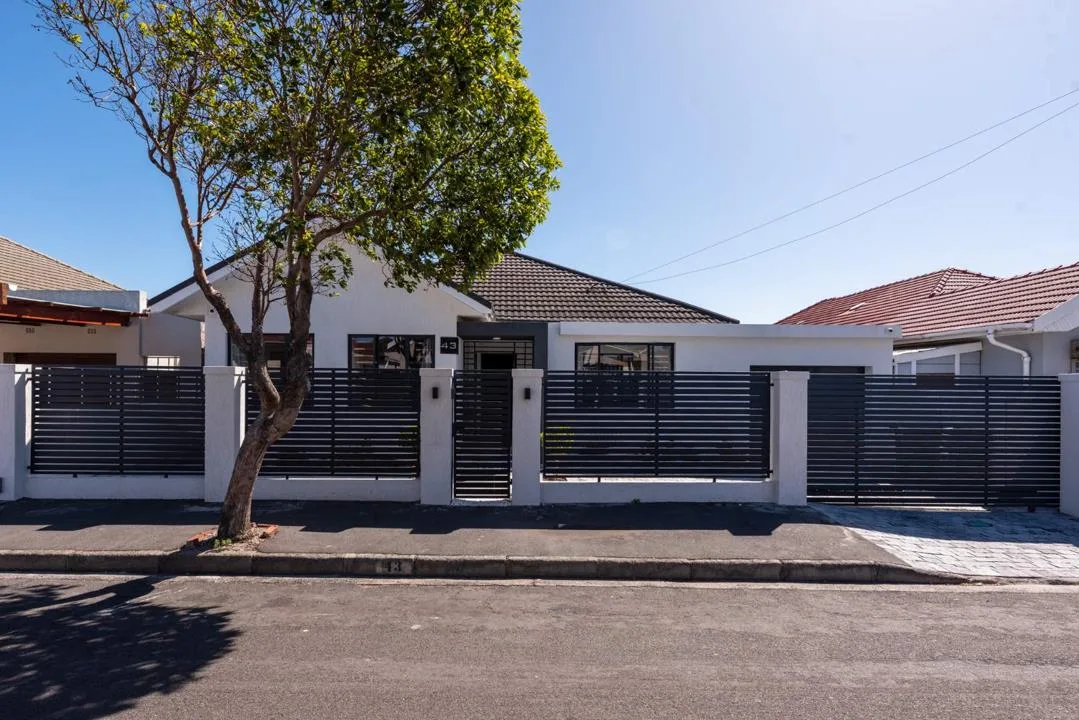 4 Bedroom House for sale in Vasco Estate