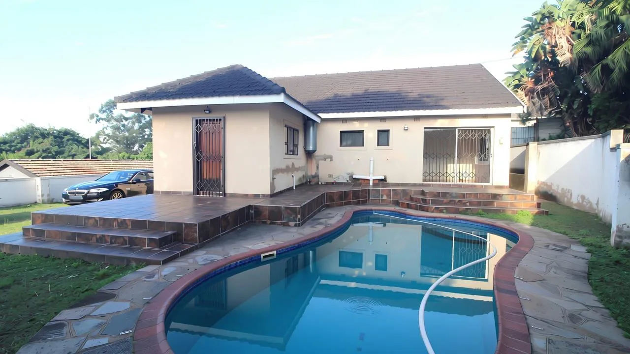 2 Bedroom House to rent in Escombe