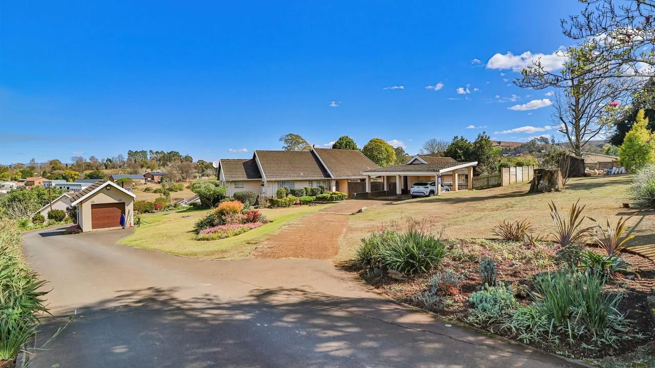 3 Bedroom House for sale in Howick North