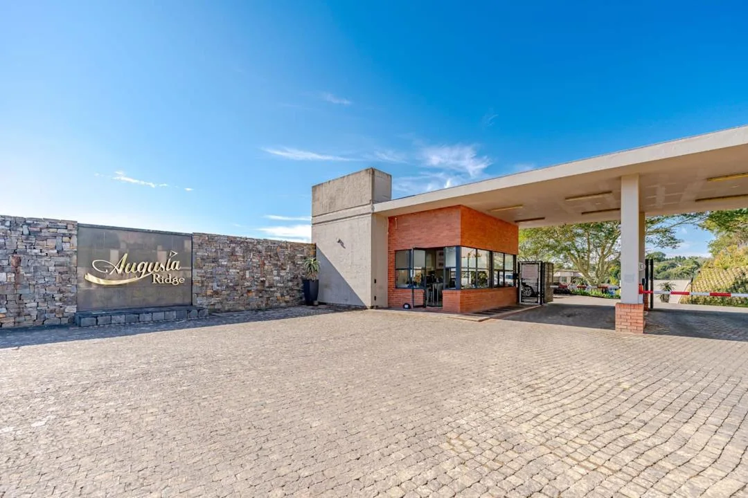 2 Bedroom Apartment / flat for sale in Gillitts