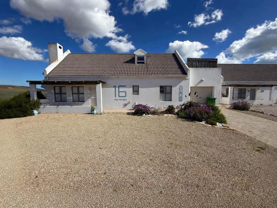 3 Bedroom House for sale in Golden Mile