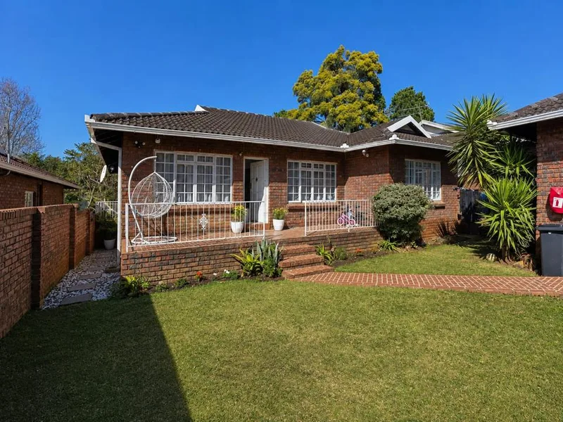 3 Bedroom Townhouse for sale in Oak Park