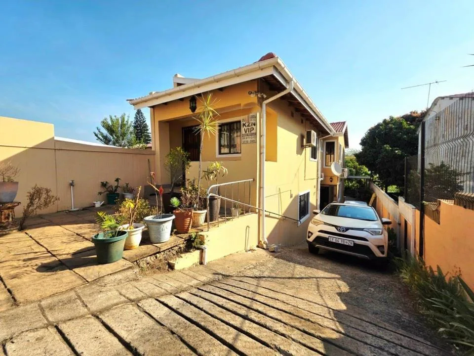 4 Bedroom House for sale in Forest Haven