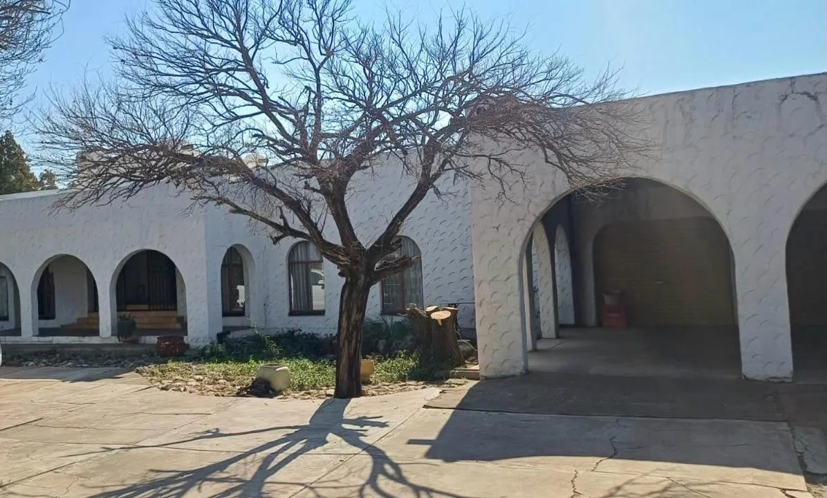 4 Bedroom House for sale in Jacobsdal