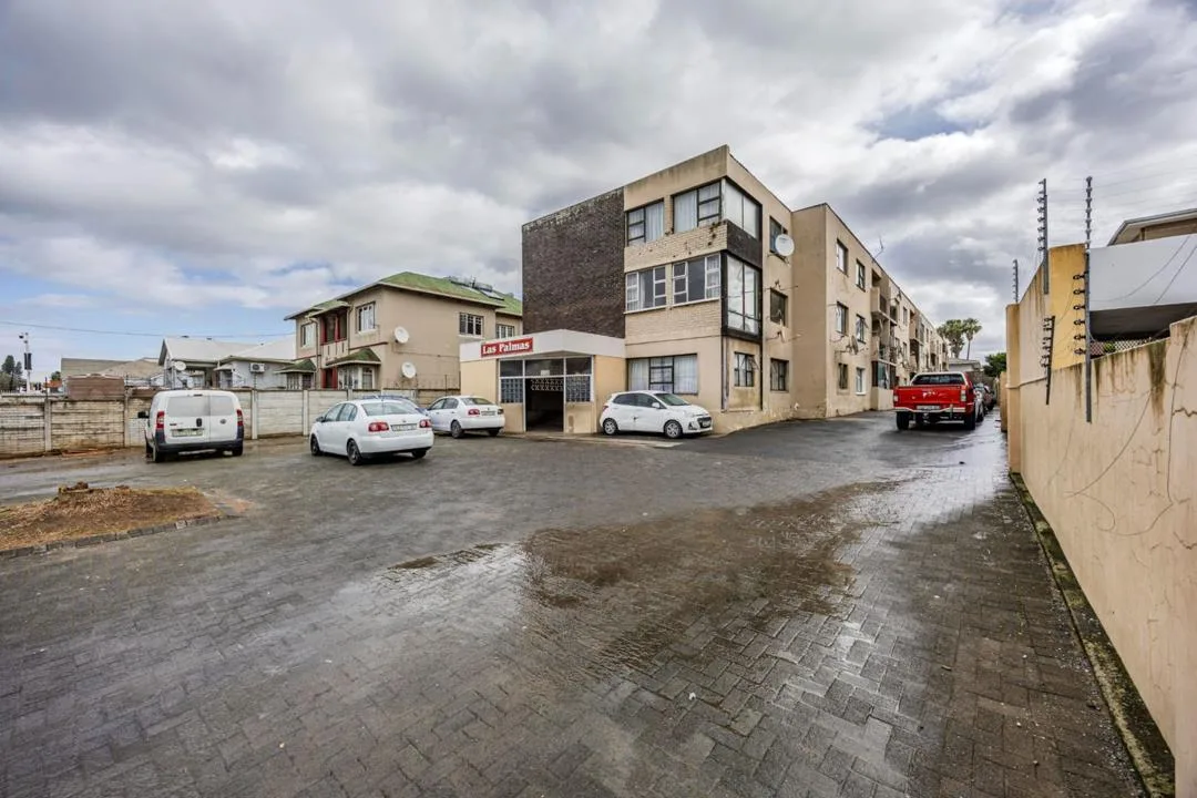 3 Bedroom Apartment / flat for sale in Southernwood