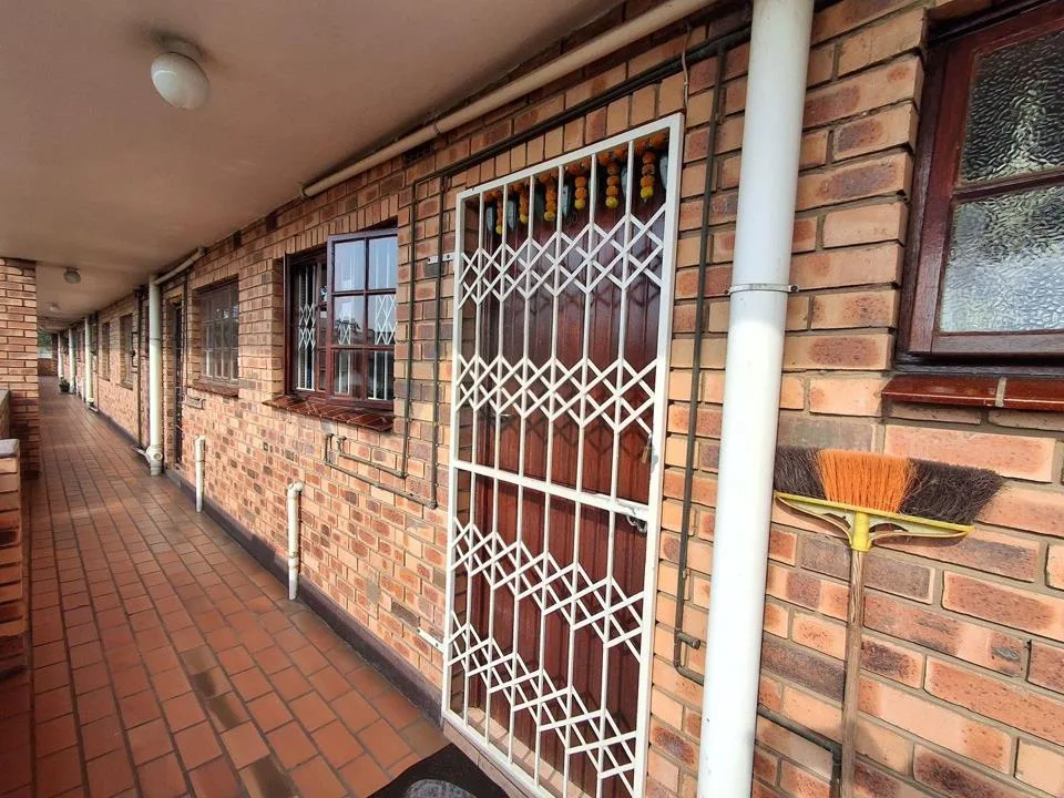 2 Bedroom Apartment / flat for sale in Waterways