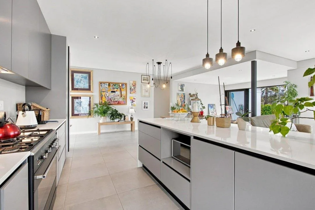 4 Bedroom House for sale in Val de Vie Estate