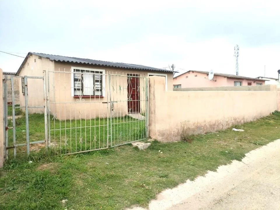 2 Bedroom House for sale in Kwazakhele