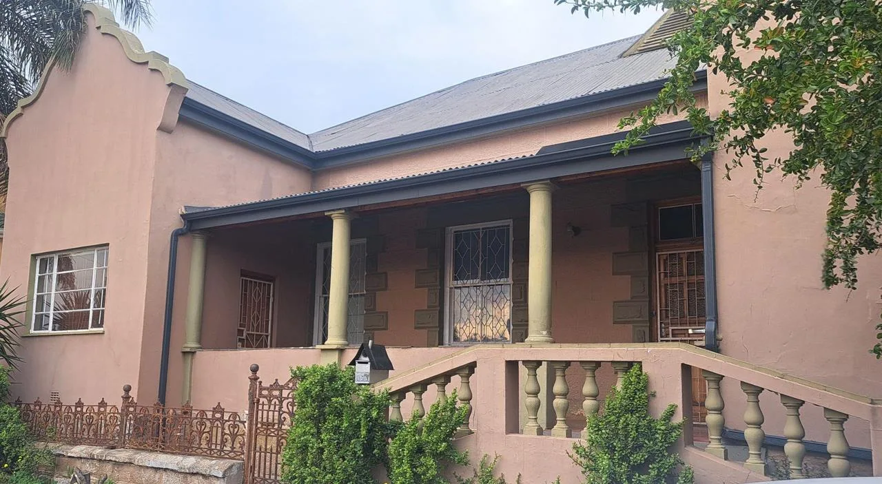 4 Bedroom House for sale in Oudtshoorn Central