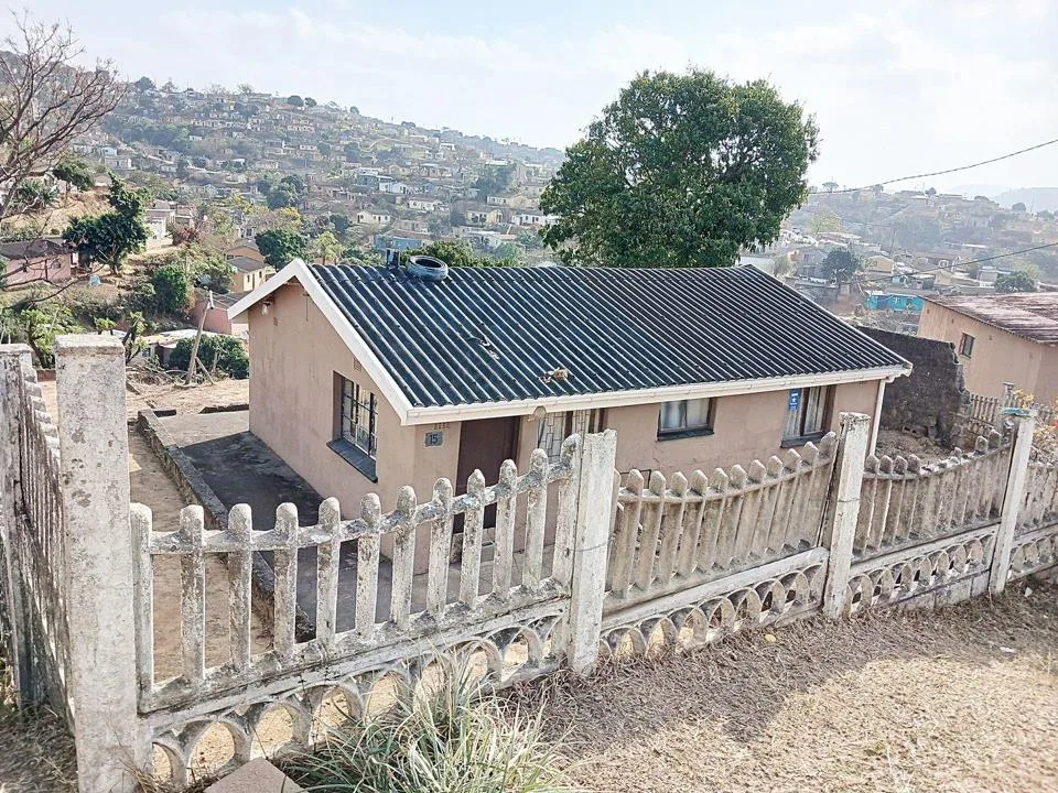 2 Bedroom House for sale in Umlazi H