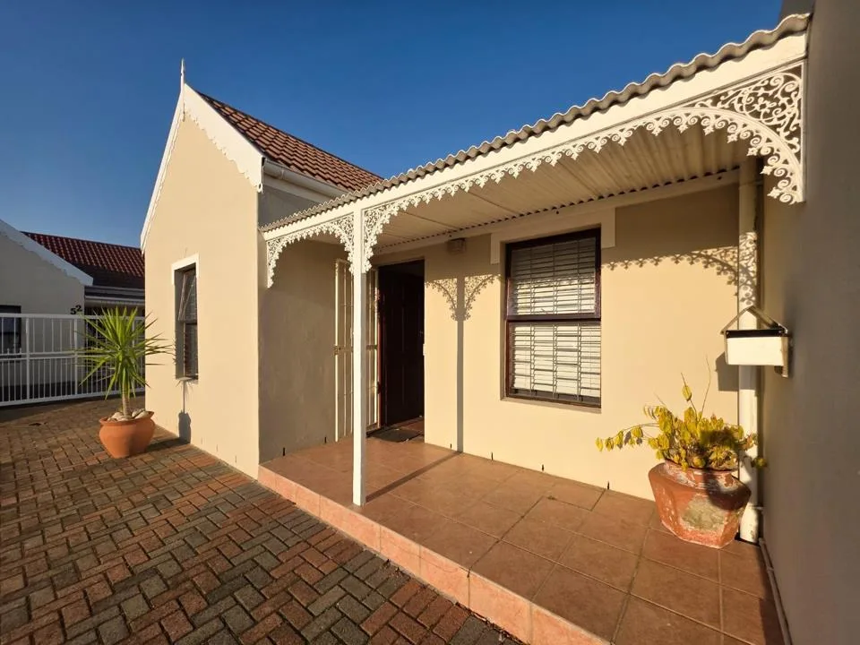 2 Bedroom Townhouse for sale in Windsor Park Estate