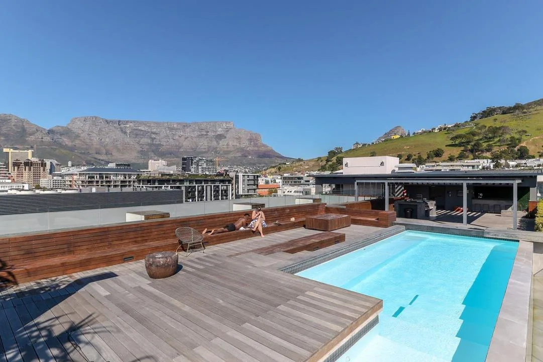 2 Bedroom Apartment / flat for sale in De Waterkant