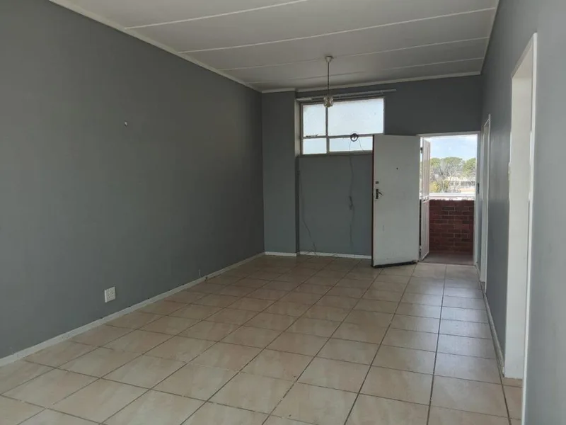 1 Bedroom Apartment / flat to rent in Kroonstad Central