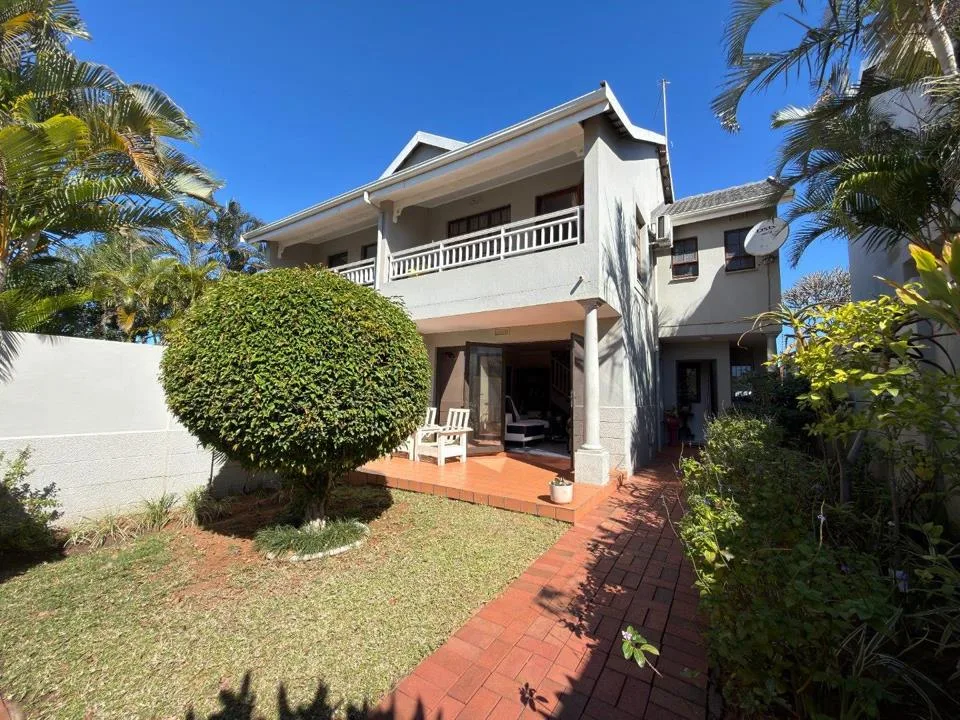 2 Bedroom Townhouse for sale in Umhlanga Central