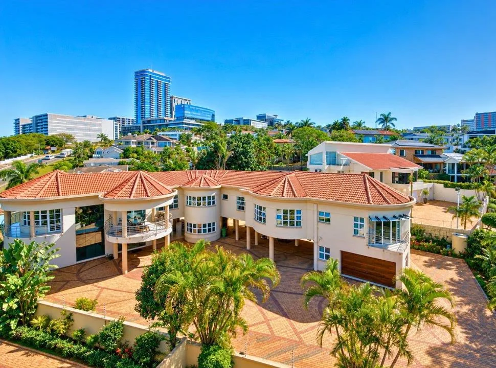 5 Bedroom House for sale in Umhlanga Central