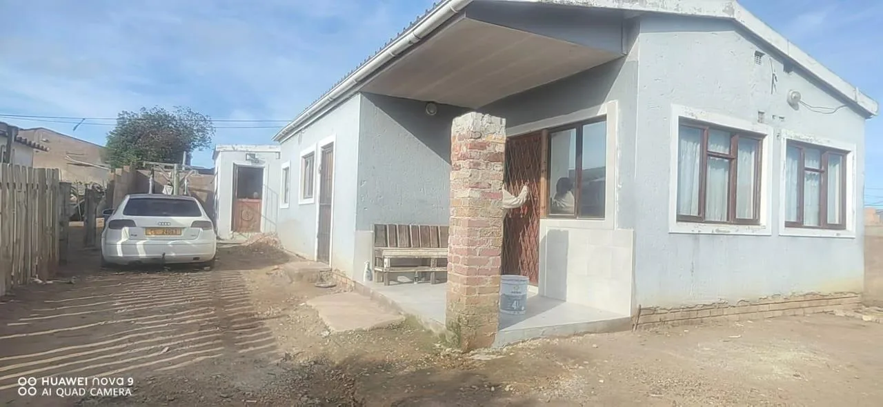 2 Bedroom House for sale in Pacaltsdorp