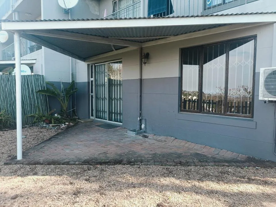 2 Bedroom Townhouse for sale in The Wolds