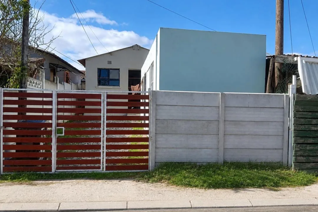 2 Bedroom House for sale in Wallacedene
