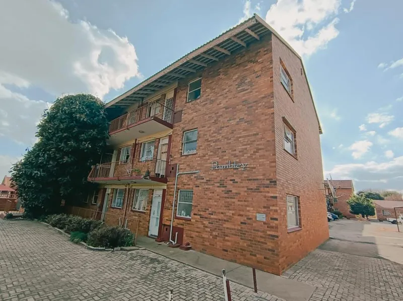 1 Bedroom Apartment / flat for sale in Adamayview