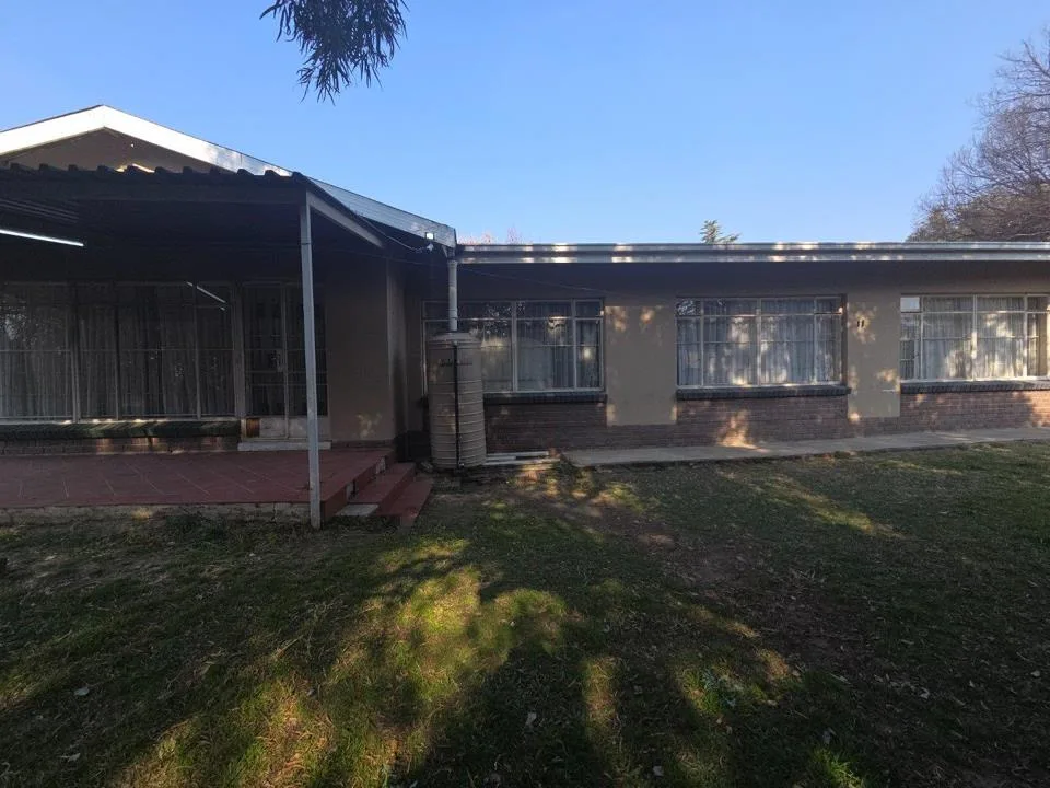 3 Bedroom House for sale in Suidrand