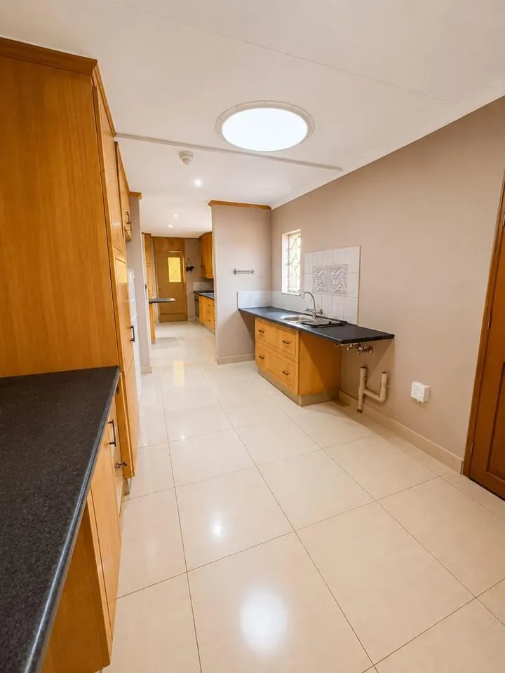 4 Bedroom House to rent in Cosmosrand