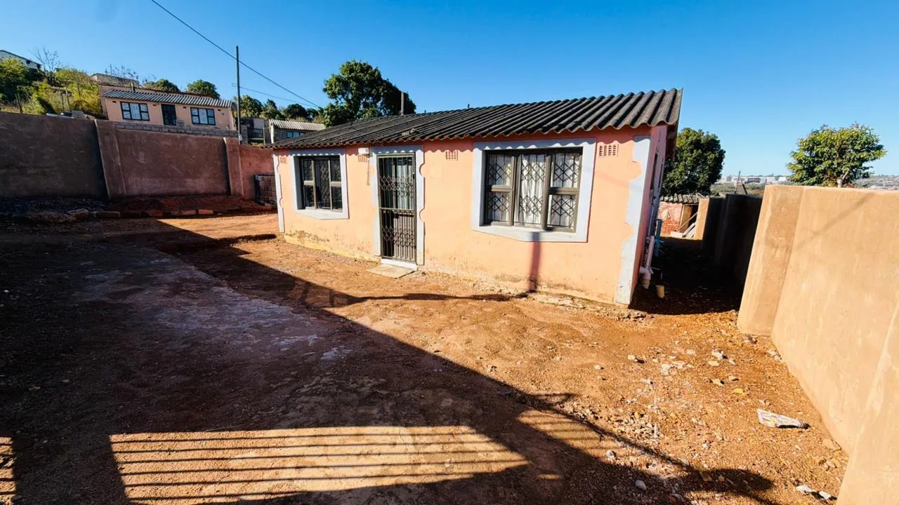 3 Bedroom House for sale in Kwamashu