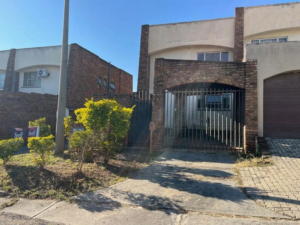 2 Bedroom Apartment / flat to rent in Sonheuwel Ext 1