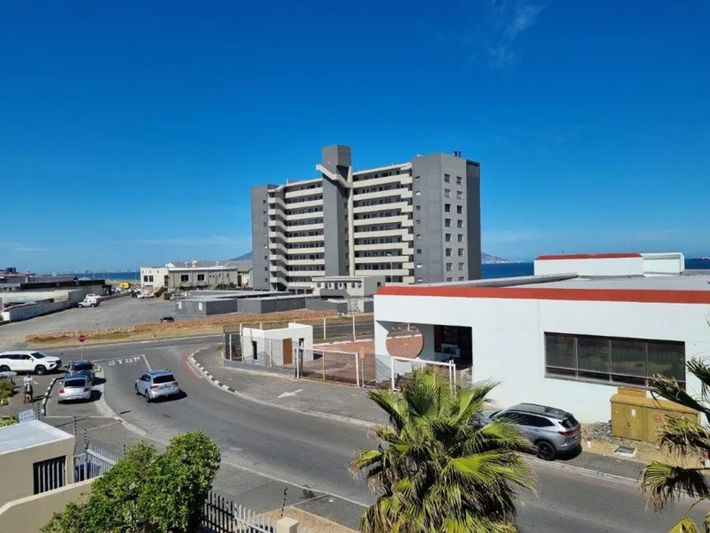 3 Bedroom Apartment / flat for sale in Bloubergrant