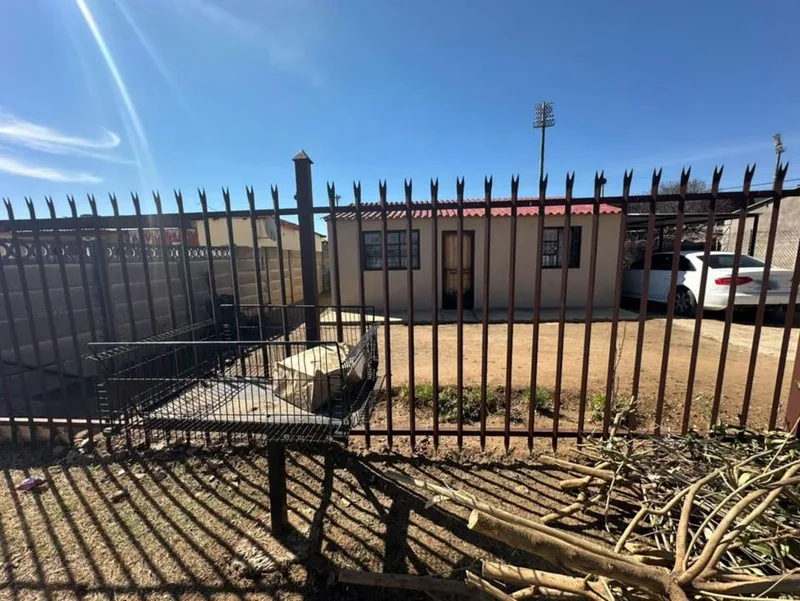 2 Bedroom House for sale in Rocklands
