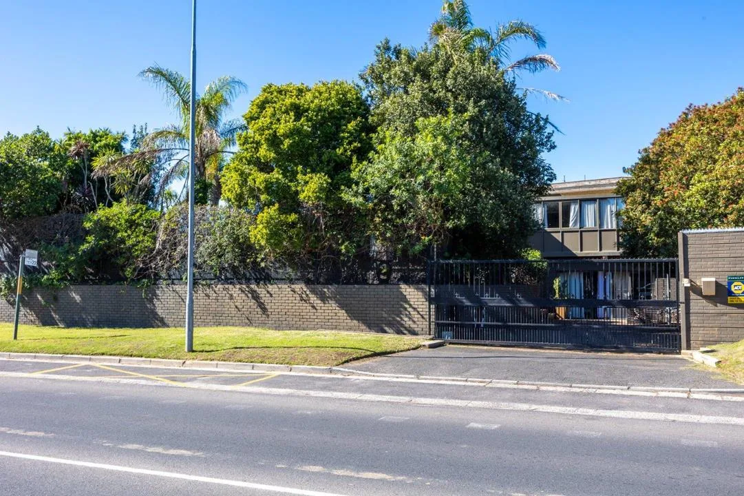 3 Bedroom House for sale in Stellenberg