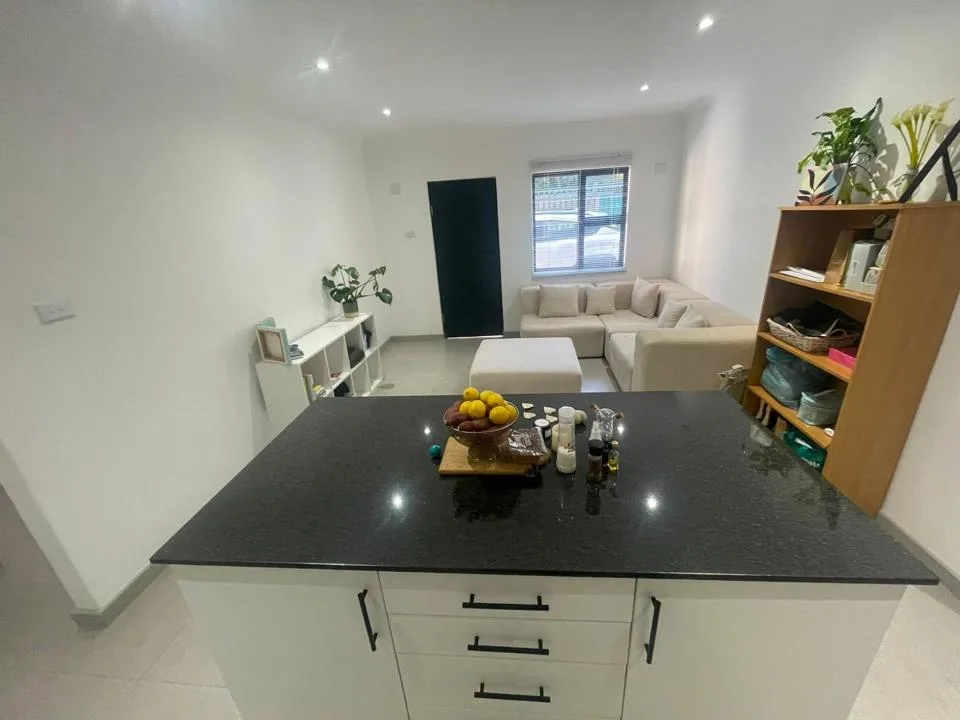 2 Bedroom Apartment / flat to rent in Leonard