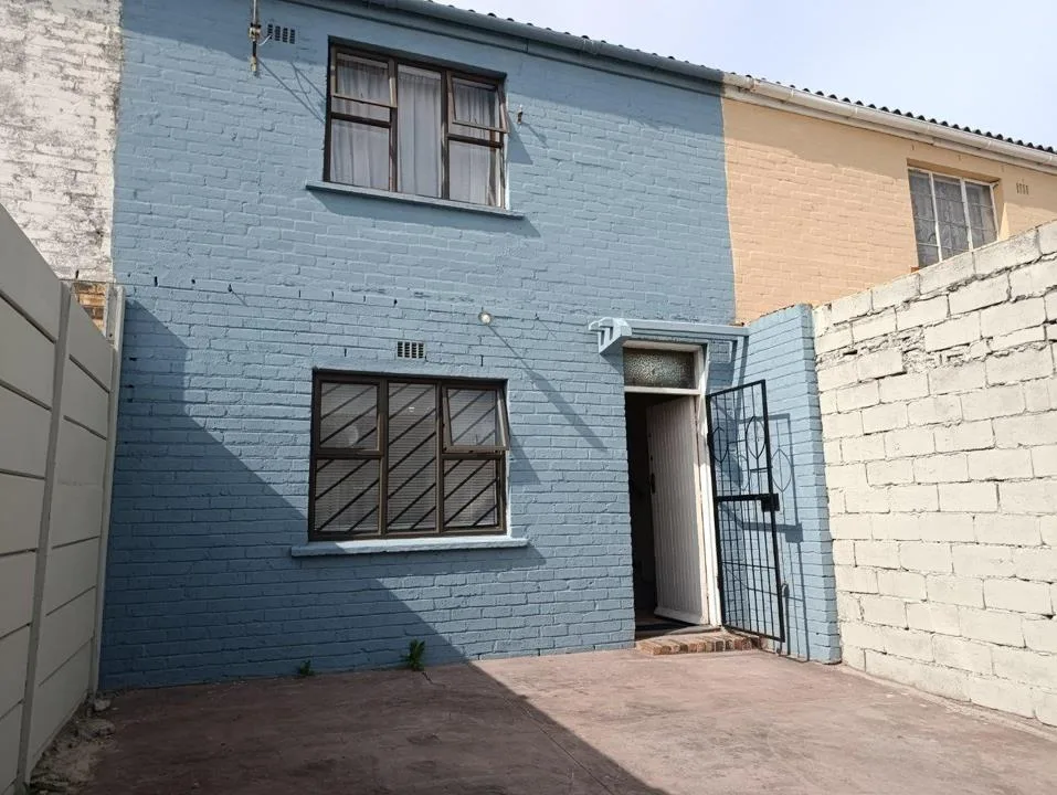 3 Bedroom House for sale in Bonteheuwel
