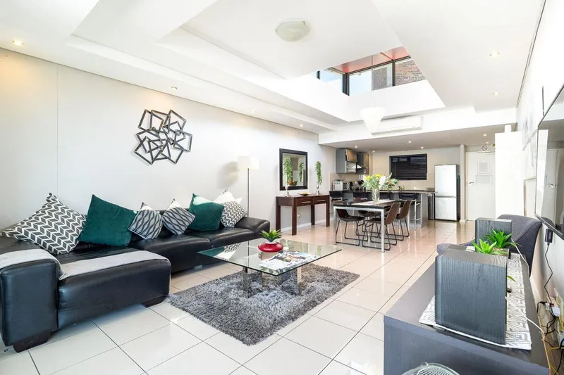2 Bedroom Apartment / flat for sale in Cape Town City Centre